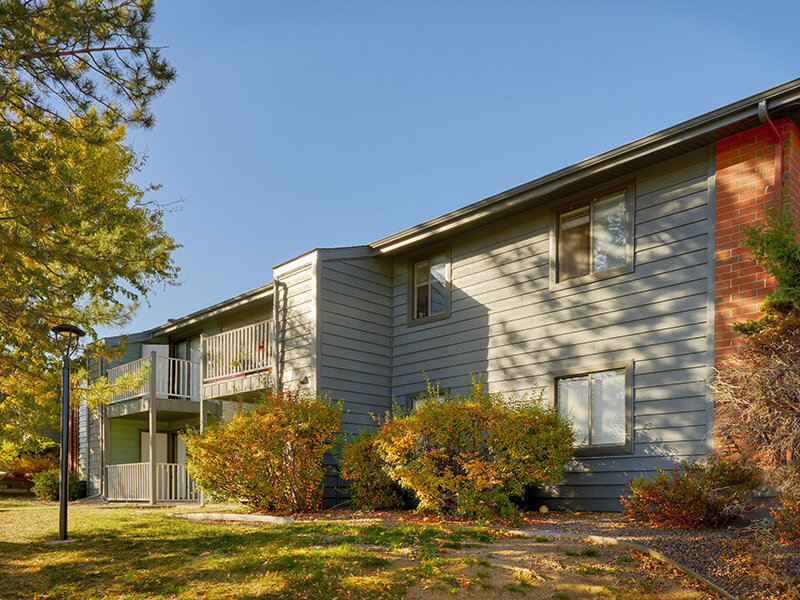 Exterior | Solstice Apartments in Aurora, CO
