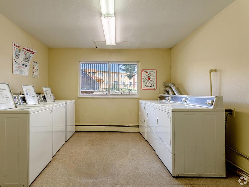 Laundry Facility | Villages at Woodmen Apartments