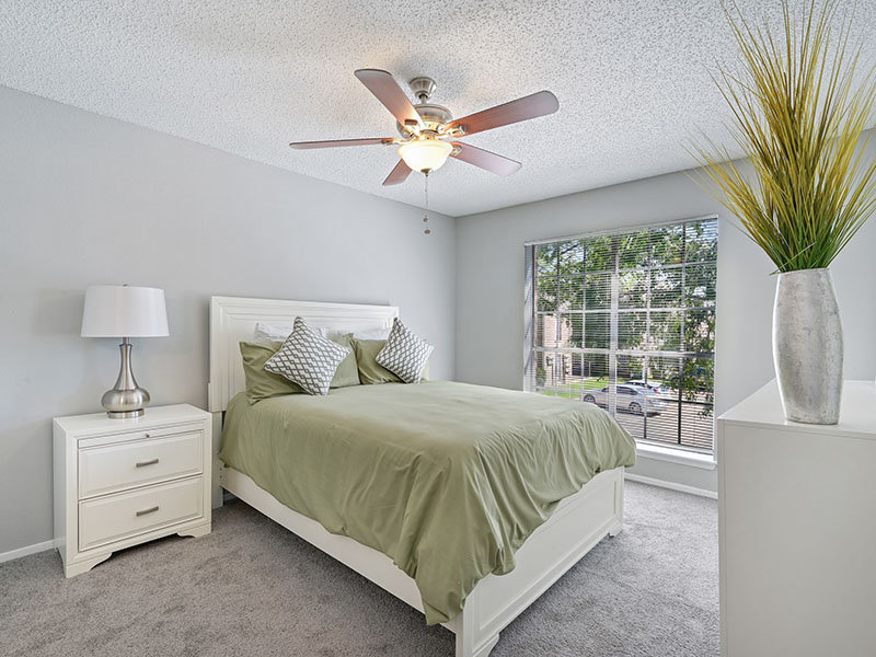 Bedroom | Coventry Park Apartments