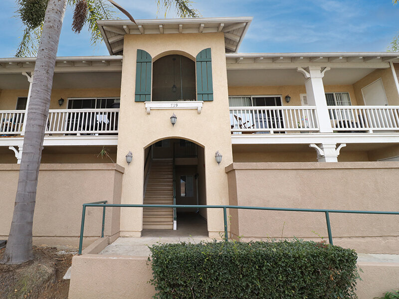 Exterior Views | Palm Terrace