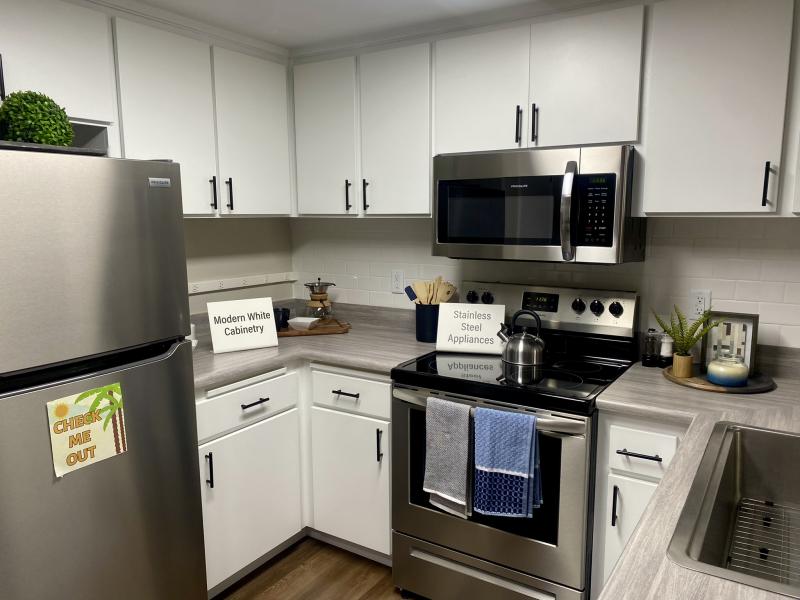 Kitchen | Luxe Apartments