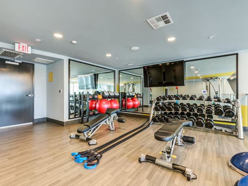 Fitness Center | Hue 39 Glendale CA Apartments For Rent