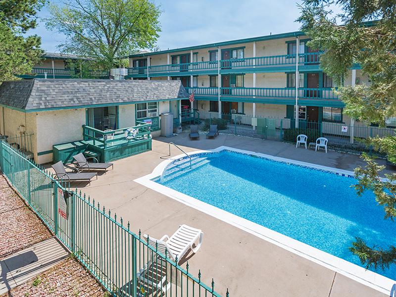 Apartments with a Pool Near Me | Thirteen20 Potter Apartments
