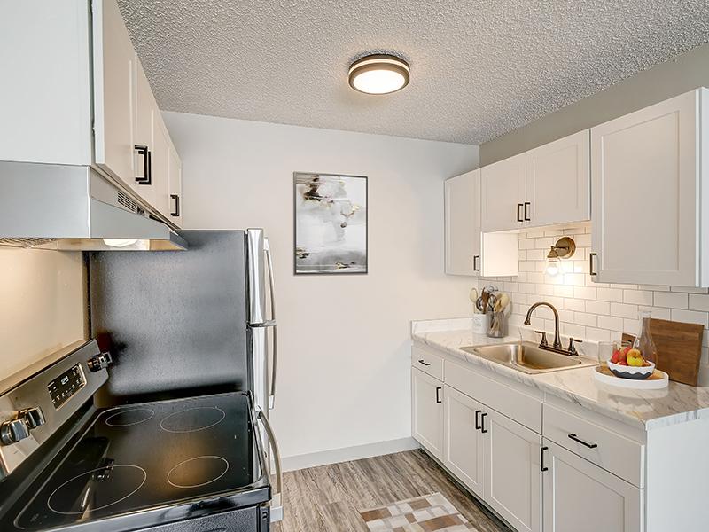 Fully Equipped Kitchen | Thirteen20 Potter Apartments