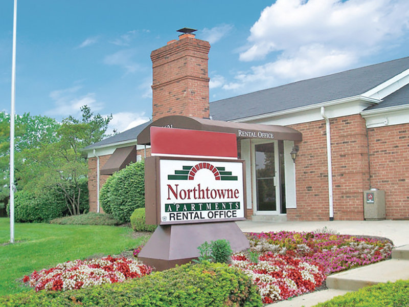Monument Sign | Northtowne Apartments