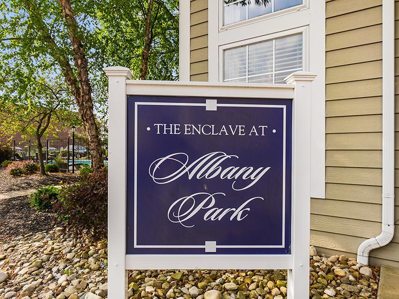Clubhouse Sign | Enclave at Albany Park