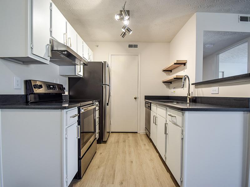 Kitchen | Enclave at Albany Park