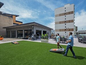 Cornhole | 223 E Town Apartments