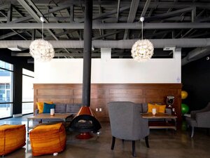 Community Lounge | 223 E Town Apartments