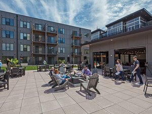 Fire Pit | 223 E Town Apartments