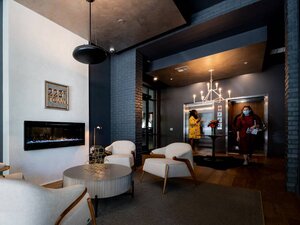 Fireplace Lounge | 223 E Town Apartments