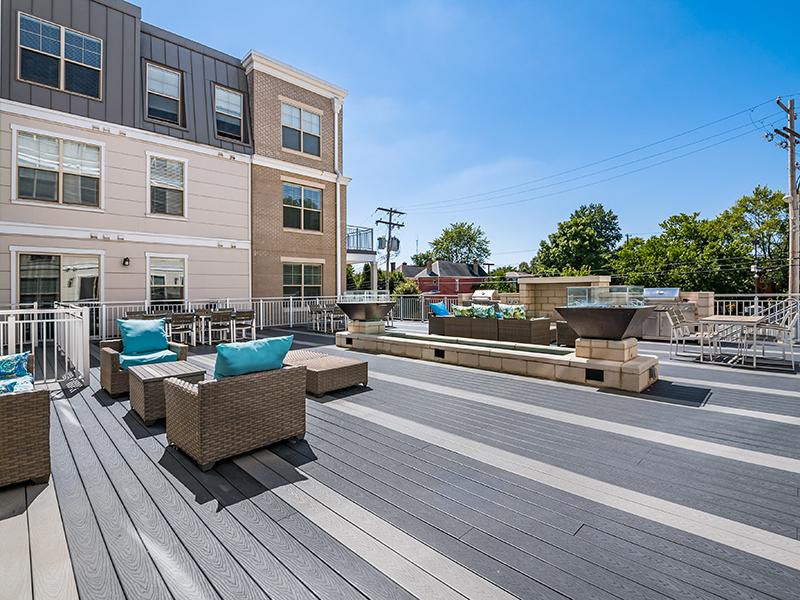 Outdoor Lounge | The Jerome Apartments in Columbus, Ohio