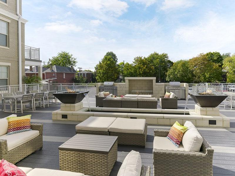Rooftop Grill Area | The Jerome Apartments in Columbus, Ohio