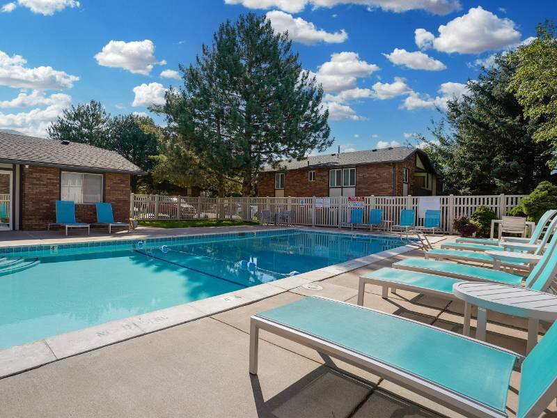 Pool | Mountain Ridge Manor