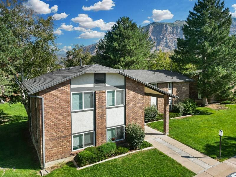 Apartments for Rent in Ogden | Mountain Ridge Manor