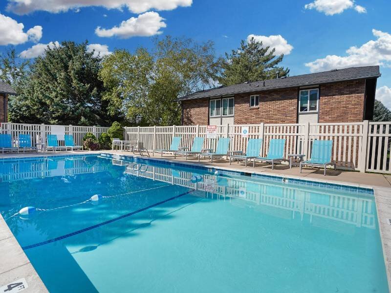 Swimming Pool | Mountain Ridge Manor