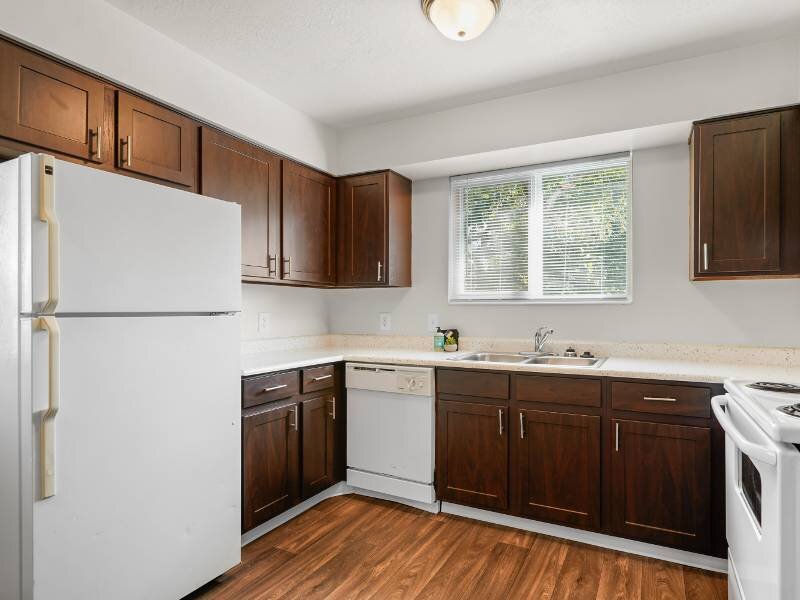 Fully Equipped Kitchen | Mountain Ridge Manor