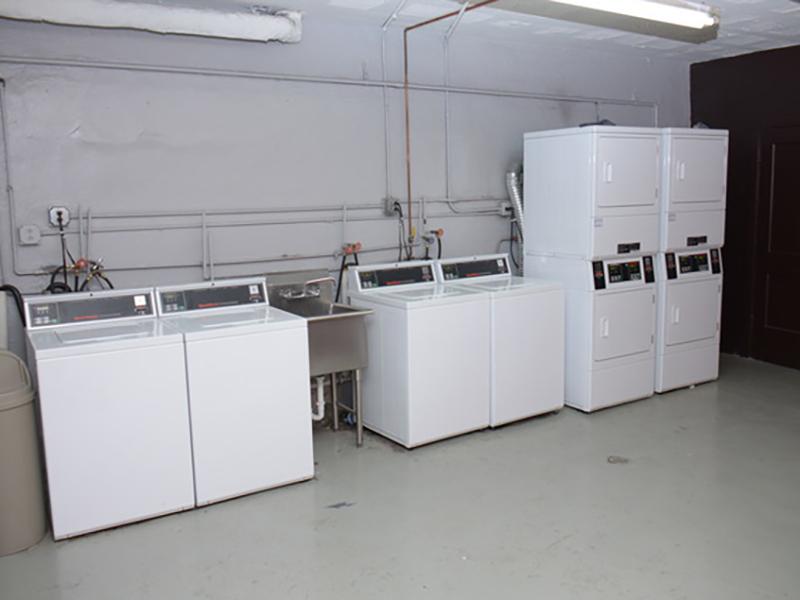 Washer & Dryer | Commonwealth Apartments in Chicago, IL