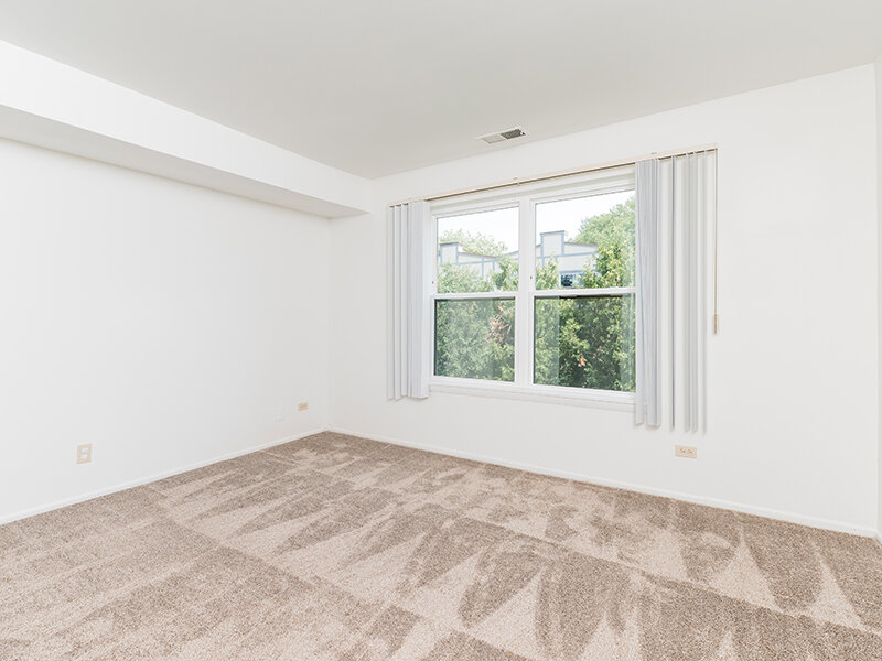Room with Large Window | Greenleaf Apartments