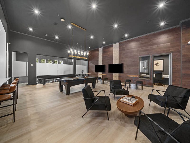 Clubhouse Lounge | Grand Reserve of Naperville