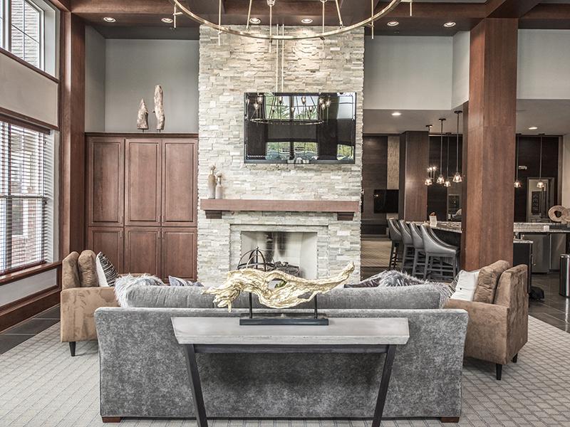 Clubhouse Interior | Grand Reserve of Naperville