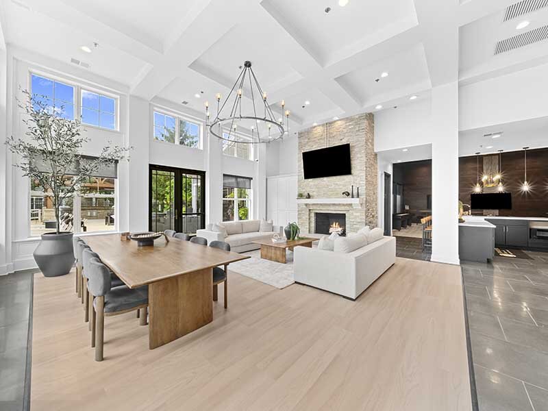 Clubhouse Seating | Grand Reserve of Naperville