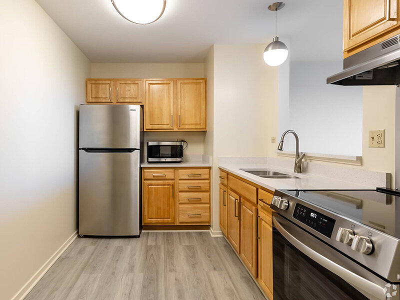 Kitchen | Huntington Towers