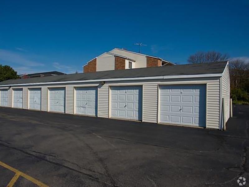Garages | Prairie View Apartments