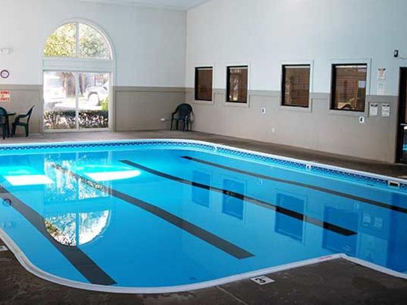 Swimming Pool | Timber Oaks