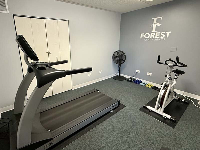 Fitness Center | Forest Apartments in Glen Ellyn, IL