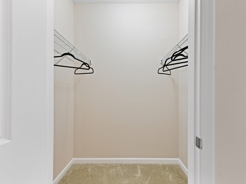 Walk In Closets | The Monarch Blacklick Creek