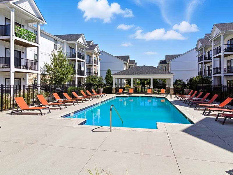 Swimming Pool | The Monarch Blacklick Creek in Blacklick, OH
