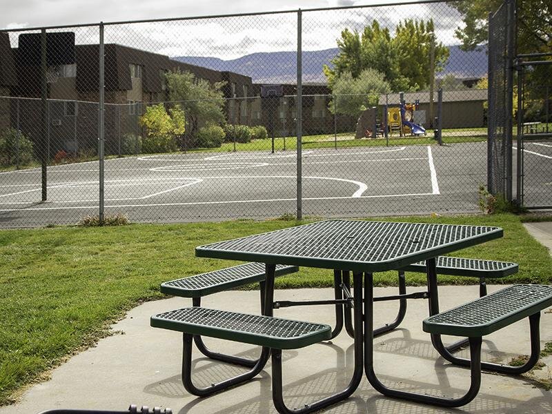 Picnic Table | Casper Village