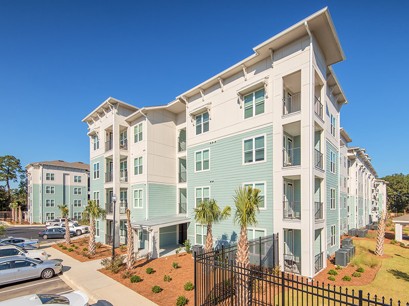 Exterior | Atlantic on the Avenue Apartments for Rent in North Charleston
