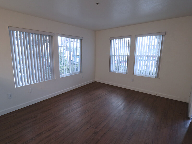 Large Room | Seasons Senior