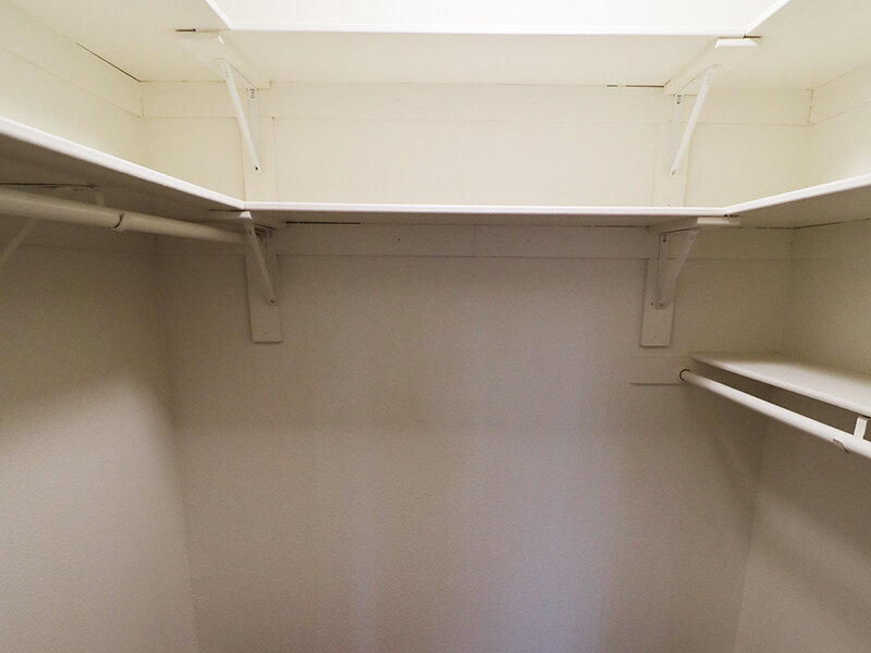 Interior Closet | Seasons Senior