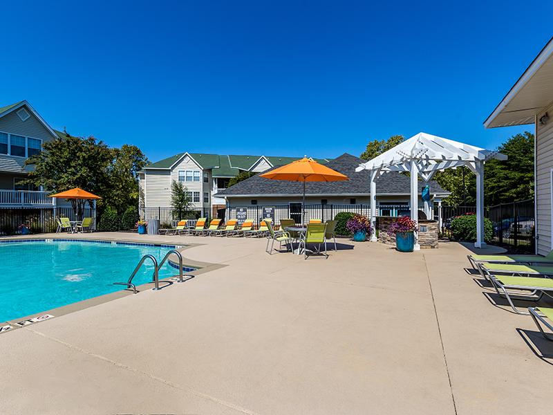 Swimming Pool | Willowbrook Apartments in Greenville, SC