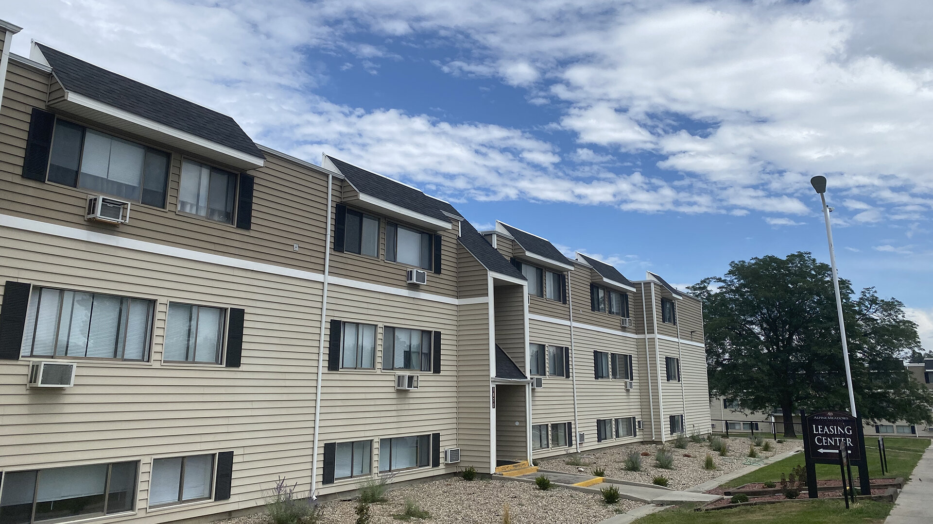 Alpine Meadows Apartments in Casper, WY