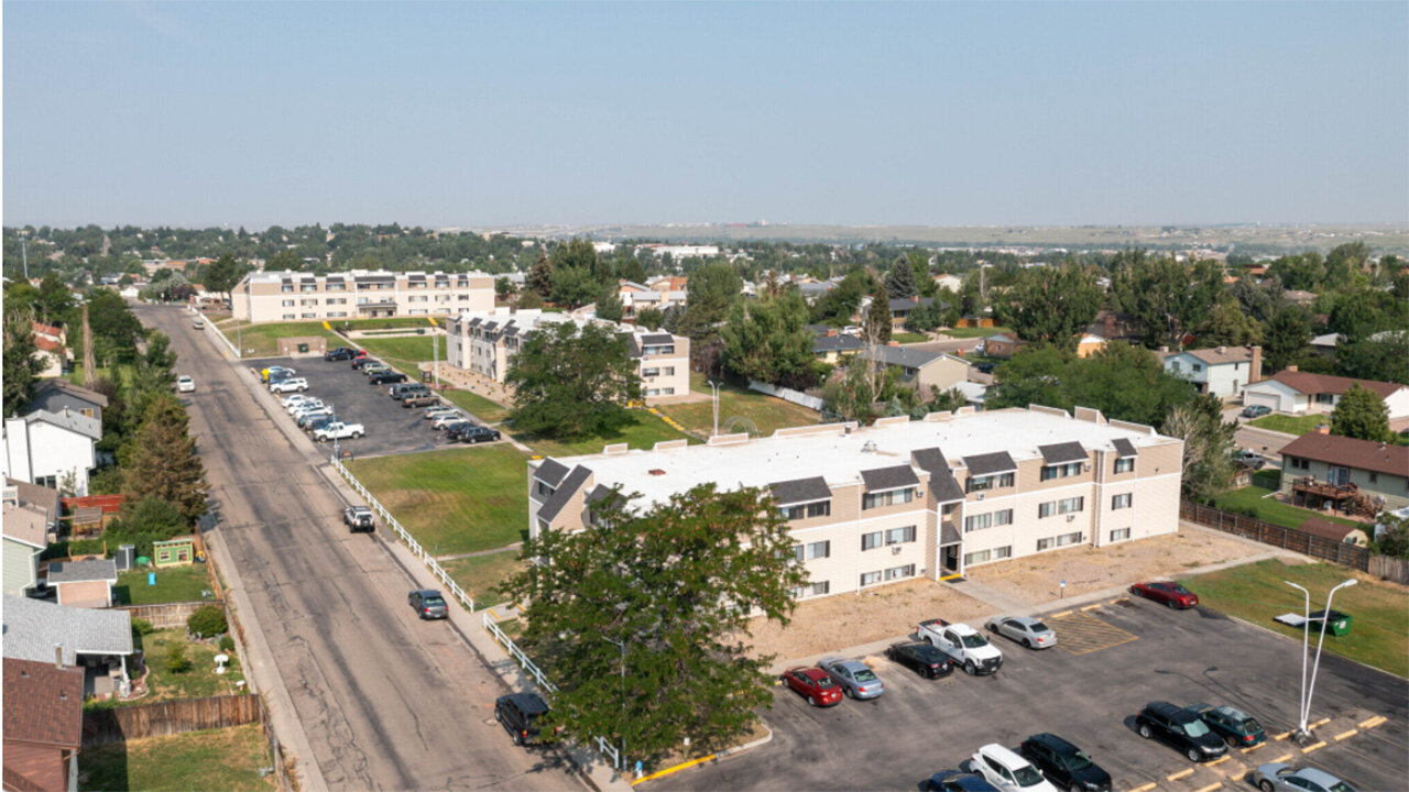Alpine Meadows Apartments Neighborhood