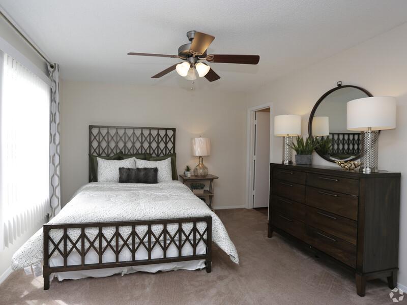 Bedroom | River Crest Apartments in Columbia, SC