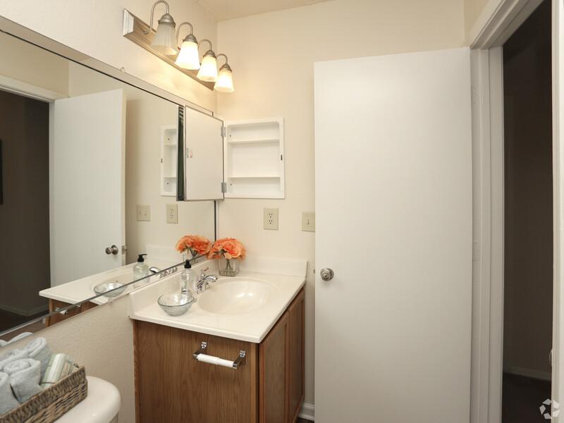 Bathroom | River Crest Apartments in Columbia, SC
