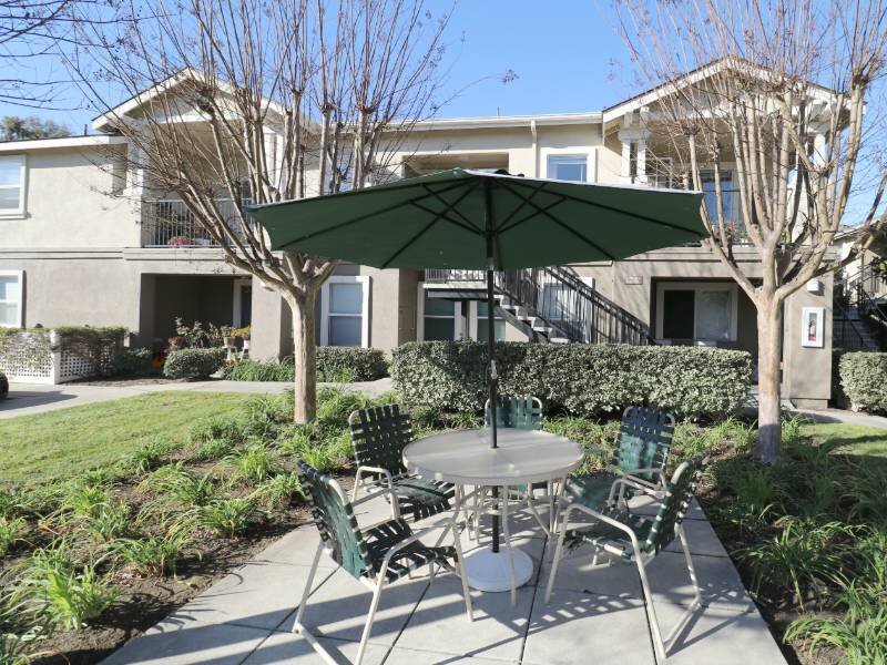 Outdoor Seating | Harmony Park