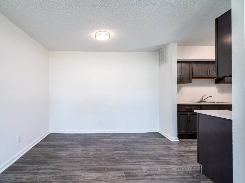 Dining Area | Bridgeview Village in Charleston, SC