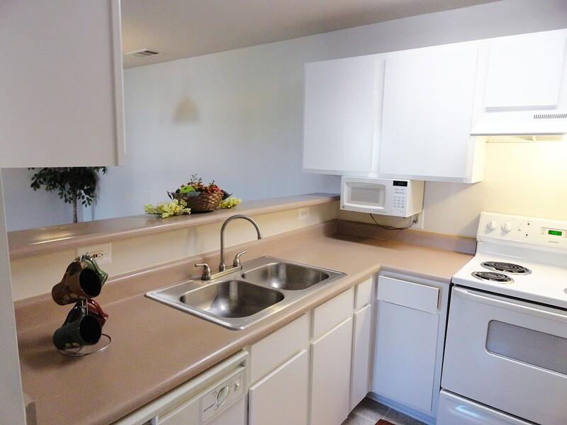 Kitchen | Osprey Place Apartments in North Charleston, SC