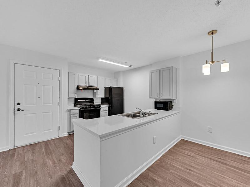 Spacious Kitchen | Osprey Place Apartments in North Charleston, SC