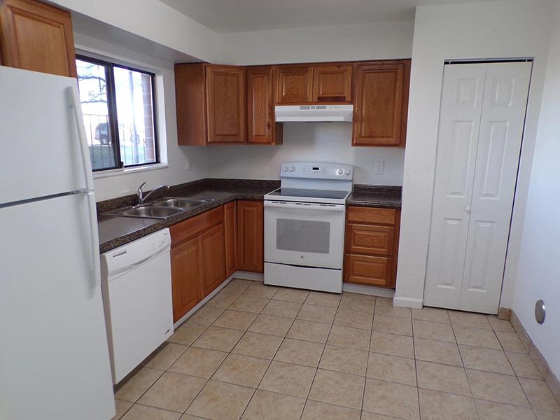 Kitchen | RS Apartments in Rock Springs, WY