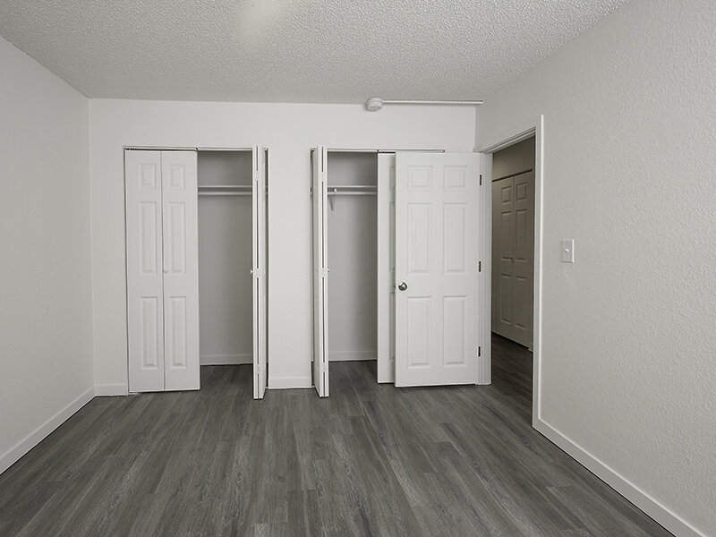 Room | White Mountain Apartments in Rock Springs, WY