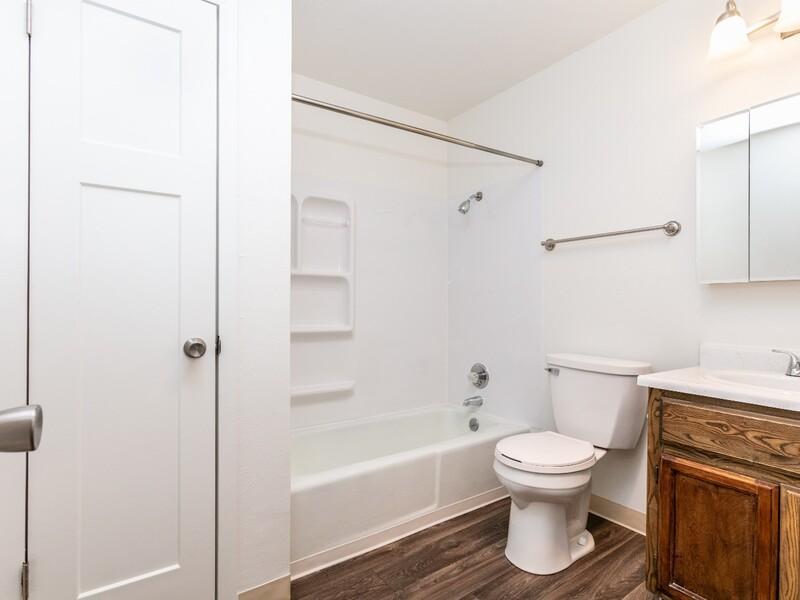 Bathroom | 2x1 - 846 | Foxhill Apartments in Casper, WY
