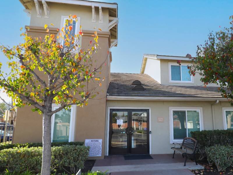 Clubhouse Exterior | Seasons II Senior