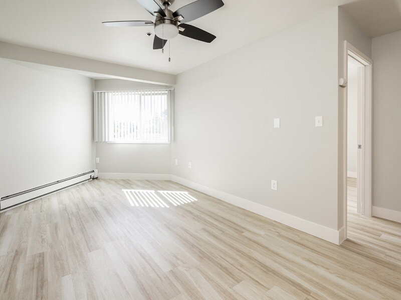 Ceiling Fan Room | Mountain Manor